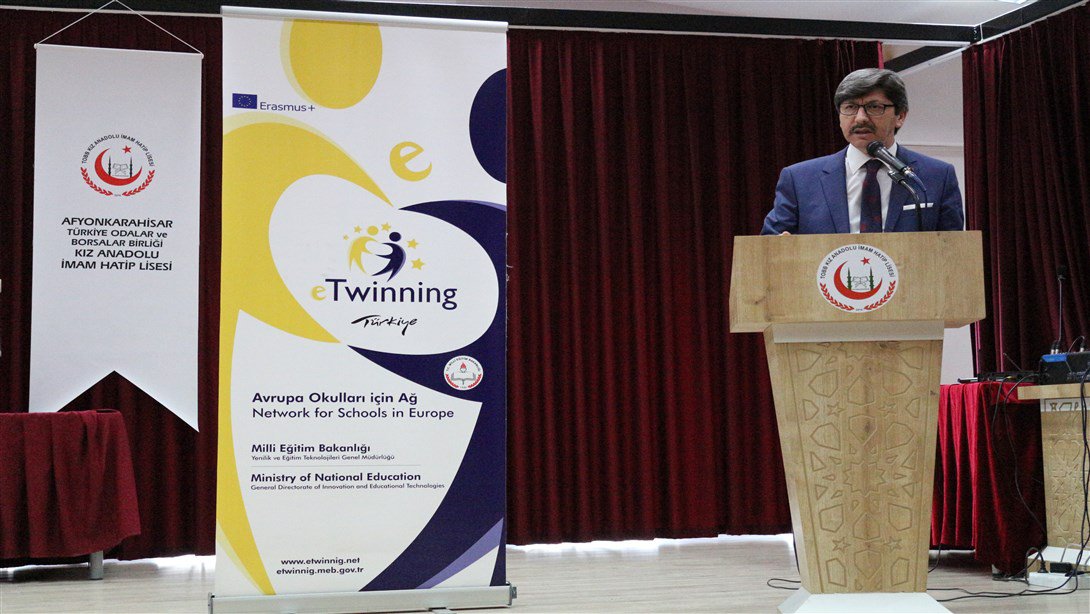 İl Milli Eğitim Müdürümüz Metin  YALÇIN E-Twinning  Afyonkarahisar İl Çalıştayı Kapanış Törenine Katıldı