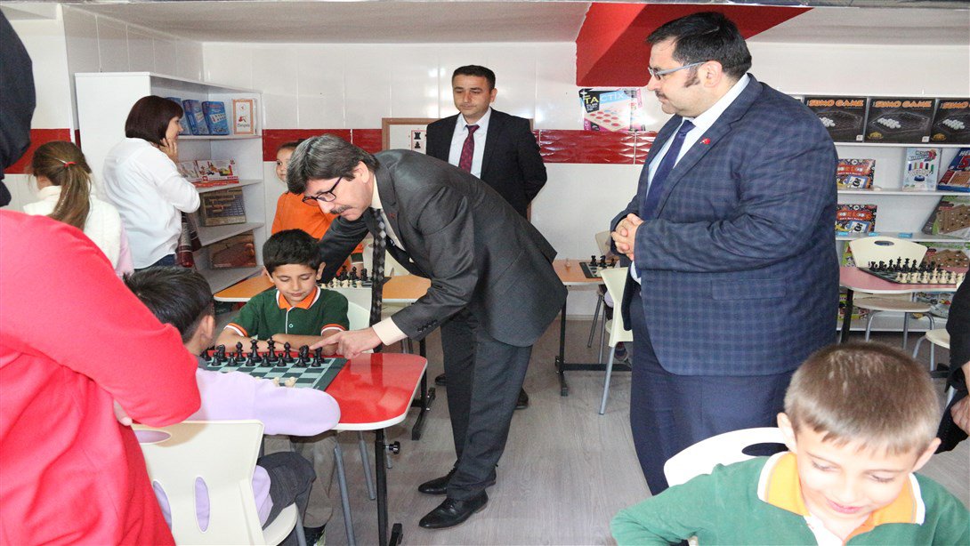 İl Milli Eğitim Müdürümüz Metin YALÇIN Gedik Ahmet Paşa İlkokulu Akıl ve Zeka Oyunları Atölyesi Açılışına Katıldı 