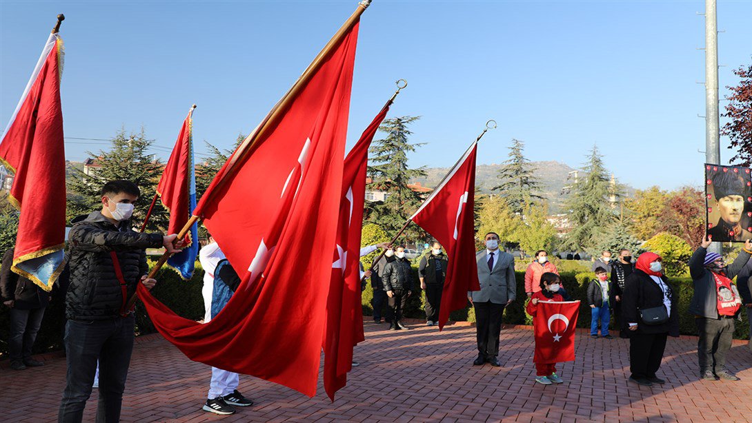 Gazi Mustafa Kemal ATATÜRK 82. Ölüm Yıl Dönümünde Saygıyla Anıldı...