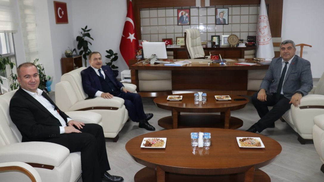 Sayın Prof. Dr. Veysel Eroğlu Bakanımız ve AK Parti İl Başkanı Hüseyin Ceylan Uluçay'ı Misafir Ettik...