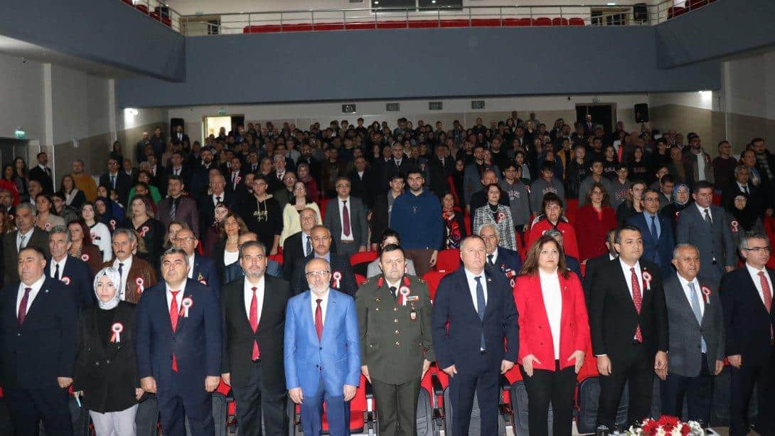 İl Milli Eğitim Müdürümüz Miraç Sünnetci, 24 Kasım Öğretmenler Günü Kutlama Programı'na Katıldı...