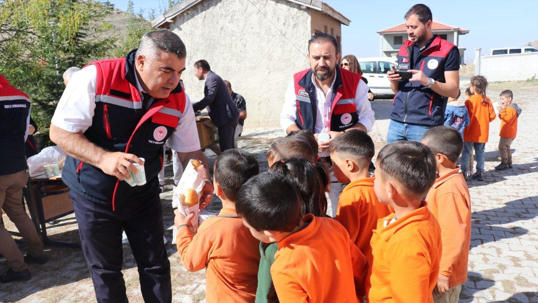 İl Milli Eğitim Müdürümüz Miraç Sünnetci, 16 Ekim Dünya Gıda Günü Etkinliklerine Katıldı...